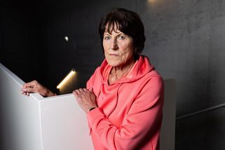 Má zlaté medaile i „věčný“ rekord. Ale největší úspěch jí upřeli komunisté - Seznam Zprávy